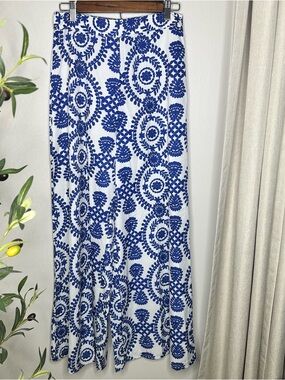 SHEIN Blue and White Printed Pants Size Small